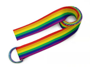 Pas do jogi z nadrukiem sublimacyjnym. Kolekcja pride. Barwy tęczowe. Dostępny w AMGS Group.