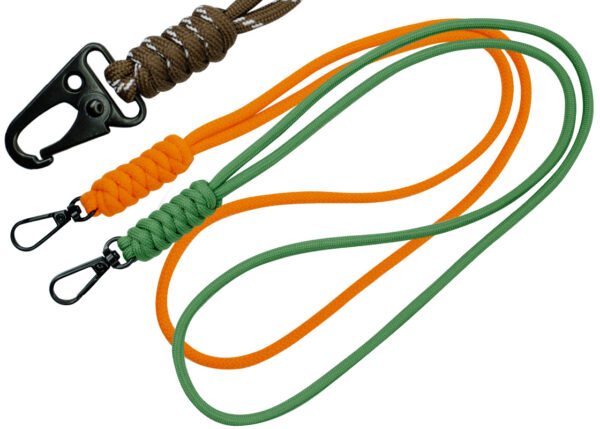 Długa Smycz pleciona paracord z personalizowaną metką z logo firmy. Od AMGS Group.