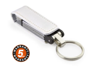 Pendrive reklamowy BUDVA 32 GB z paskiem z ekoskóry i możliwością graweru logo, doskonały jako gadżet firmowy.